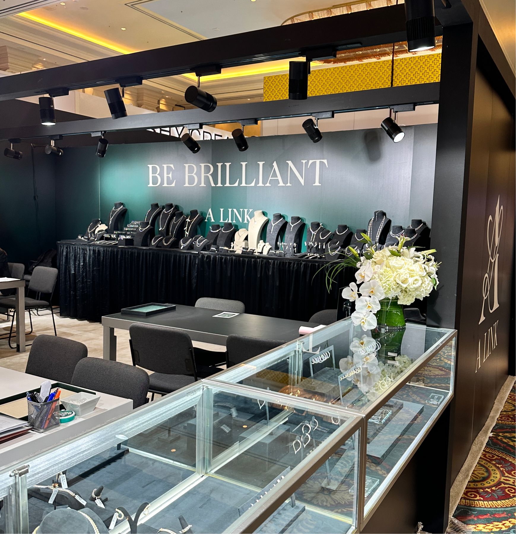 A Link booth at JCK Luxury 2023