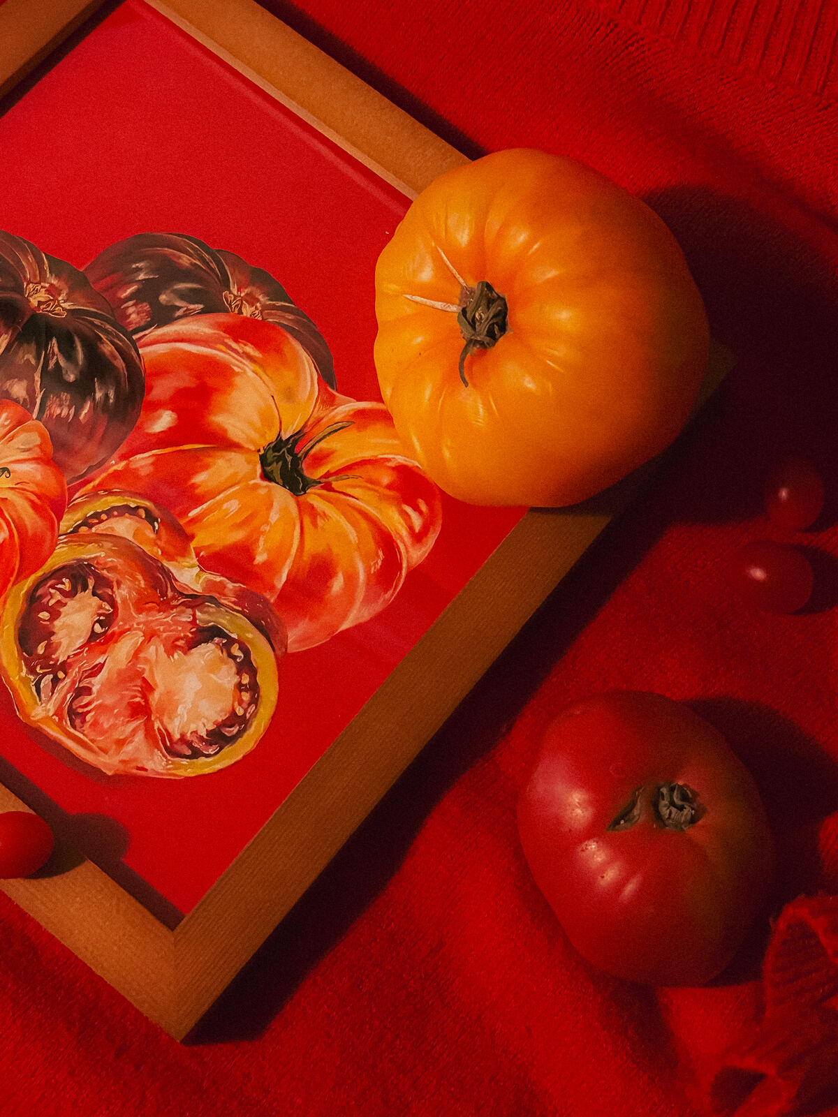 Fruit Stand tomato prints in red and orange